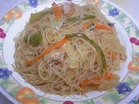 A Box Of Jalapeños Part 2 A Noodle With A Hundred Ingredients Pancit Bihon