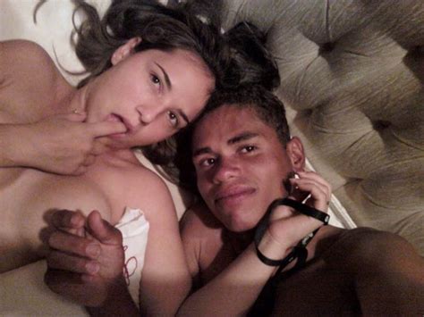 Gostosa De Belo Horizonte MG Caiu Na Net Fazendo Sexo Fotos Porno
