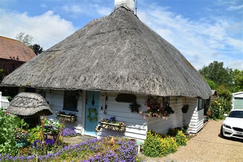 Rose Cottage © N Chadwick Geograph Britain And Ireland