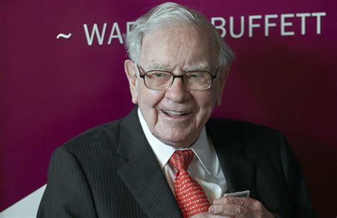 Buffett Zuckerberg Conan Keanu Haddish Kunis And 23 More Rich People Who Live Like Average Joes