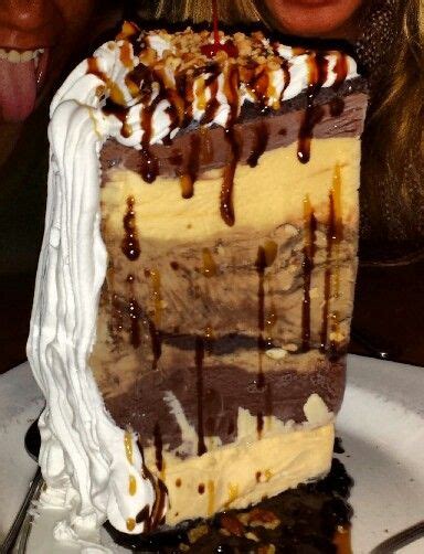 Mile High Ice Cream Pie From Champps Enough To Feed 3 4 People