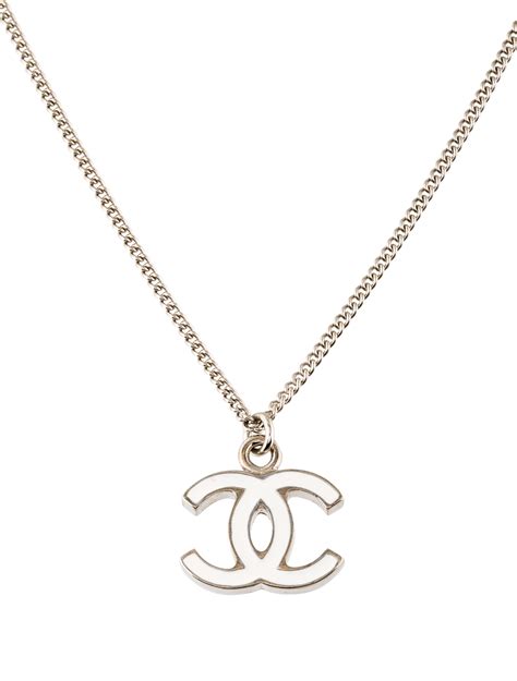 Maybe you would like to learn more about one of these? Chanel Enamel CC Logo Pendant Necklace - Necklaces ...