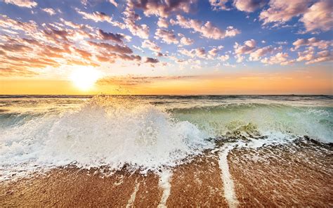 Gold Coast Australia Beach And Sunset Studentuniverse Travel Blog