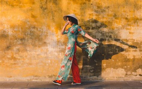 Vietnamese Traditional Dress The Story Of Ao Dai And Where To Find Them