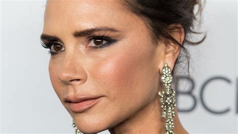 Victoria Beckham Just Got Her Makeup Done By Charlotte Tilbury And Its