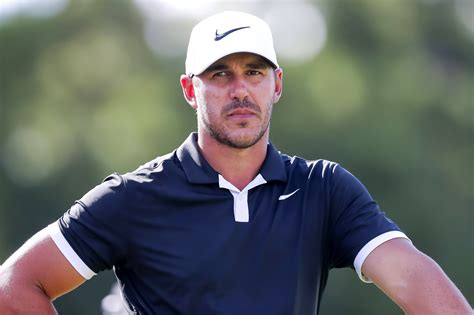 brooks koepka defends going nude for espn body issue