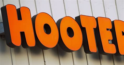 Hooters To Open Fast Casual Dining Chain Called Hoots