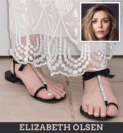 elizabeth olsen feet wikigrewal