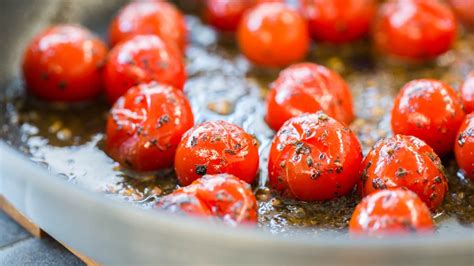 Tomates Cerise Po L Es Avec Pesto Epicure Com
