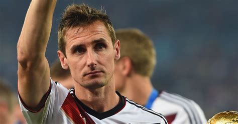 Miroslav Klose All Time World Cup Goalscorer Retires From International Football Huffpost Uk