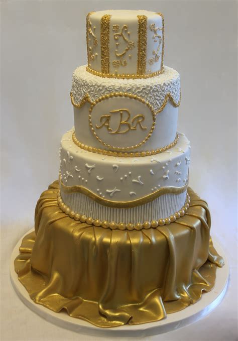 Romantic Gold Wedding Cakes Ideas Cake Decoration Cake Gold Wedding