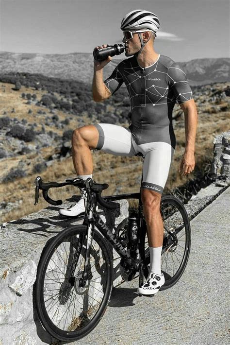 Gaycycling On Twitter In 2022 Cycling Outfit Cycling Photography