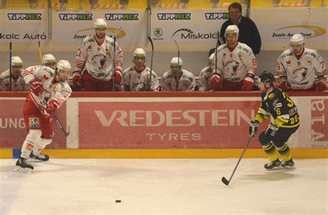 Dvtk polar bears ), şu anda ob i bajnokság ve slovak extraliga'da oynayan bir macar buz hokeyi. DVTK Jegesmedvék - HC 07 Detva Mérkőzések - DVTK