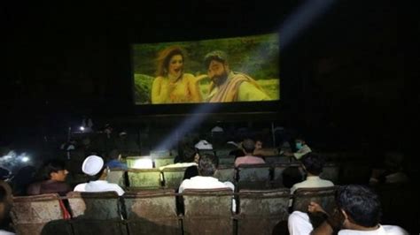 فلم انڈسٹری وہ دور جب کراچی کے ہر کونے میں ایک سینما تھا Bbc News اردو