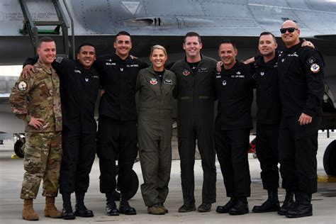 First Woman Commander Of Air Force F 16 Viper Demo Team Relieved