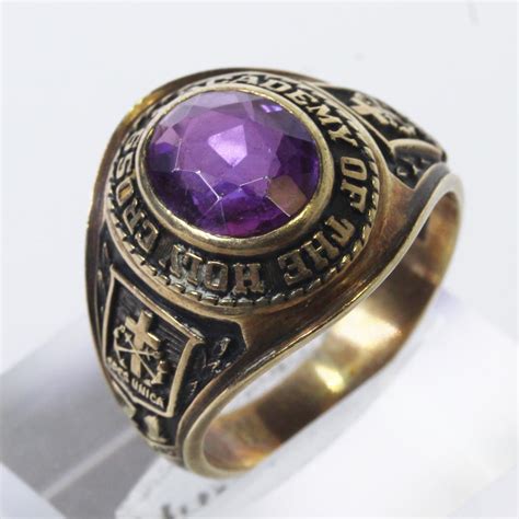 10kt Gold 7g Class Ring With Purple Stone Property Room