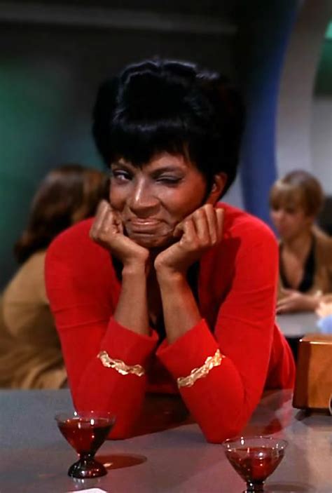 Nichelle Nichols Aka Lt Uhura Star Trek 1960s Roldschoolcelebs