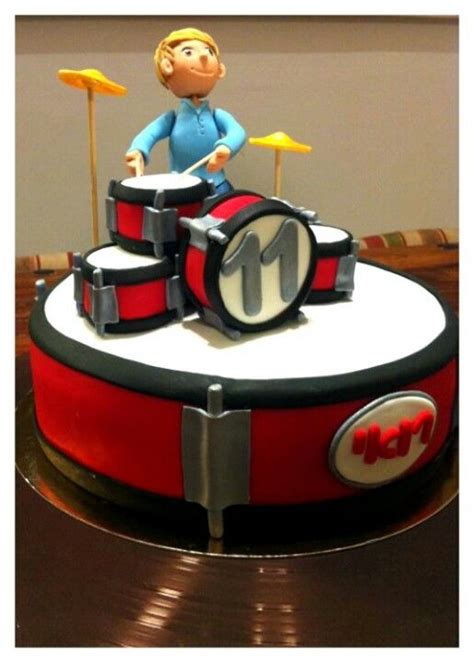Drum Cake I Would Love To Make For My Boy Drum Cake Guitar Cake