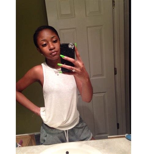 Pin By Maya On Steez Black Girls Mirror Selfie Stylin