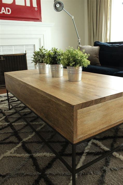 Here are 11 ideas for which types of plants you should consider having on your coffee table. How to Style a Family-Friendly Coffee Table