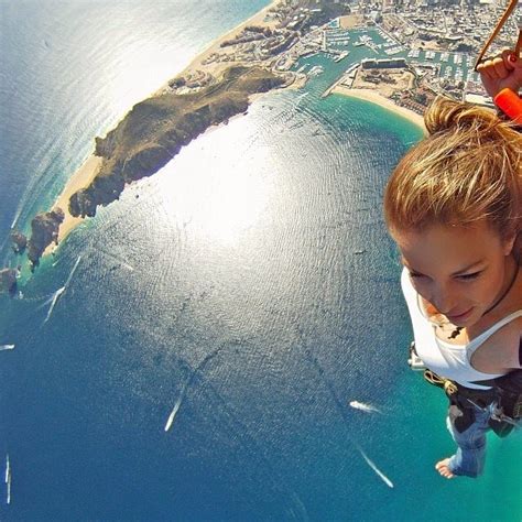 People Who Went To Great Lengths To Take Extreme Selfies 29 Pics
