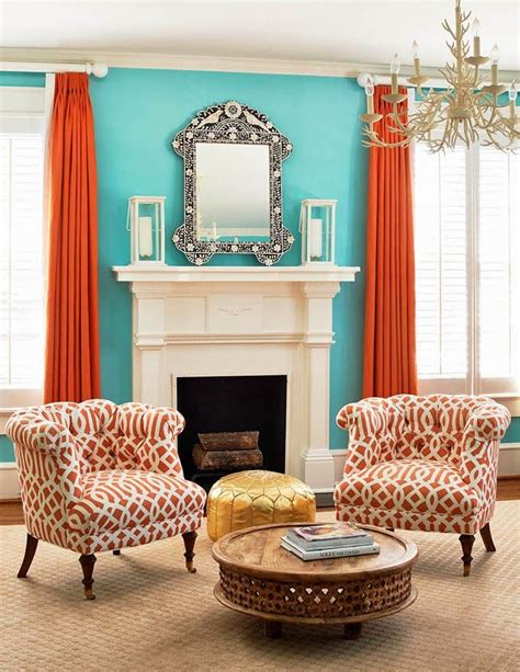 These teal paint colors can add a pop of color to an accent wall in any room in your home. Turquoise and orange decor - becoration