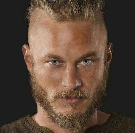 Ragnar Lothbrok Vikings Lagertha Vikings Travis Fimmel Travis Fimmel