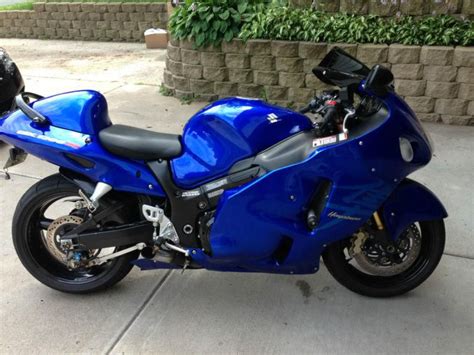 Denne motorsykkelen er ikke for sarte sjeler, men fordi dens rene vekt og kraft gjør det ekstremt vanskelig å håndtere. 2007 Hayabusa with Mods and Extras. LOOK! for sale on 2040 ...