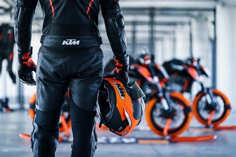 Ktm Middleweight Naked February Motorcycle News Motorcycle Reviews