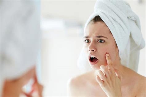 Common Mistakes While Washing Face