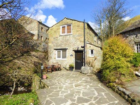 Mill Cottage Buckden Yorkshire Dales Self Catering Holiday Cottage