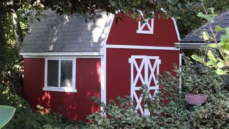 Our new #barnpaint colour is #anthracite #ral7016 available in. Barn red paint - Behr Sly Fox S-H-160 | Red barns, Red ...
