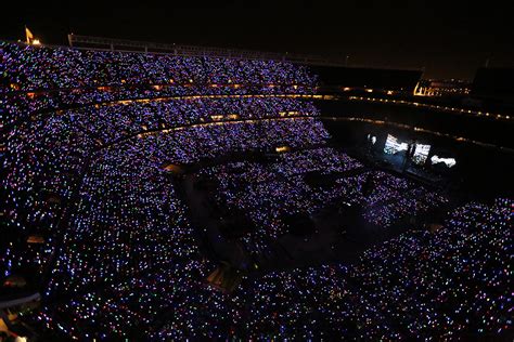 Photo Gallery Coldplay A Head Full Of Dreams Tour Levis Stadium