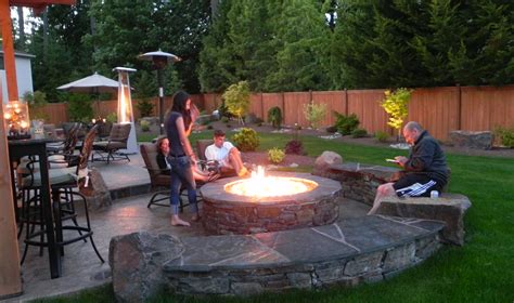 How To Elevate Your Backyard With An Outdoor Fire Pit