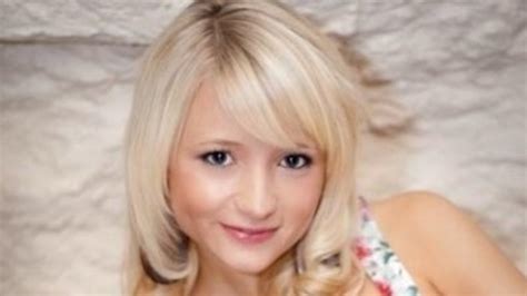 Tributes Pour In For Hannah Witheridge As Thai Police Step Up Their Investigation Into Her