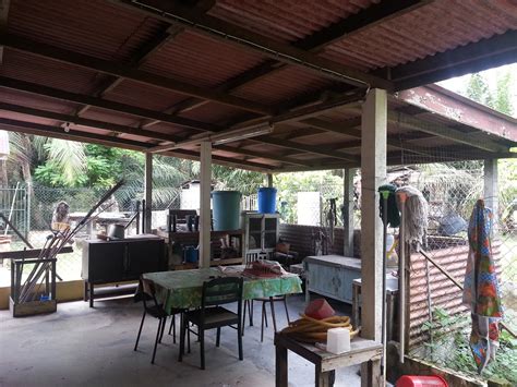 Dapur luar rumah merupakan salah satu inovasi hunian modern masa kini. Typah 'n' Family In 'Da House: Kampung Kenangan, Bidor ...