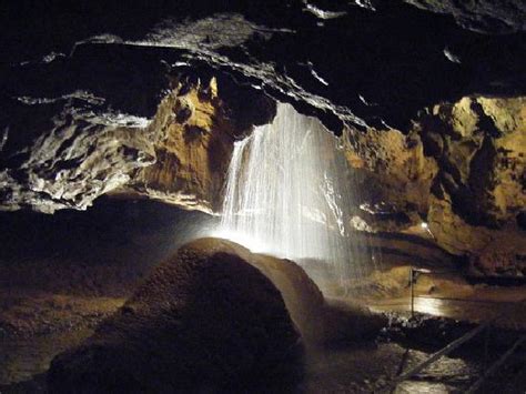 Tuckaleechee Cave Picture Of Great Smoky Mountains National Park