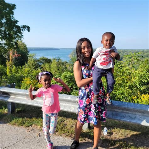 Nanny Jobs | CanadianNanny