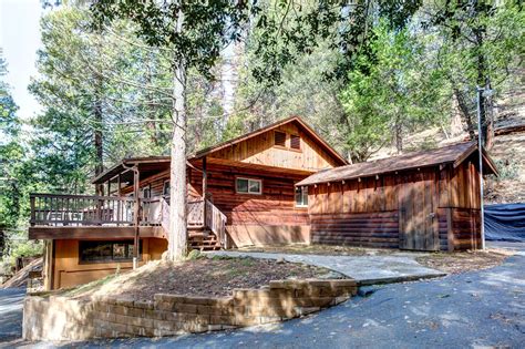 Having your own mountain cabin can give you that wonderful feeling any time you want. Secluded Log Cabin in Wawona, California