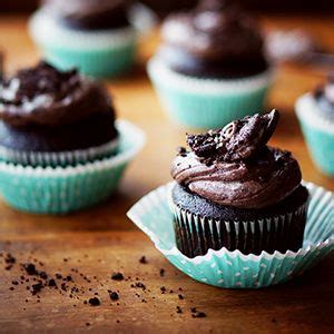 tips  flawless food photography lighting wwwfoodesscom desserts chocolate cupcakes