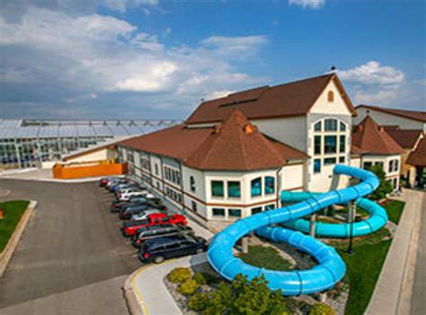 Zehnder S Splash Village Hotel And Waterpark Michigan
