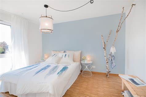 Vinylboden im flur und der küche, fliesen im bad. 2-Zimmer-Wohnung - WoBau Wolfenbütteler Baugesellschaft mbH