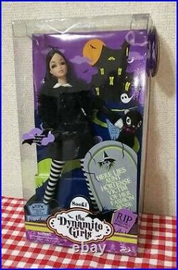 Integrity Toys Dynamite Girl Spooky Sooki First And Limited Edition