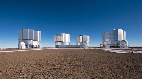 The VLT platform | ESO