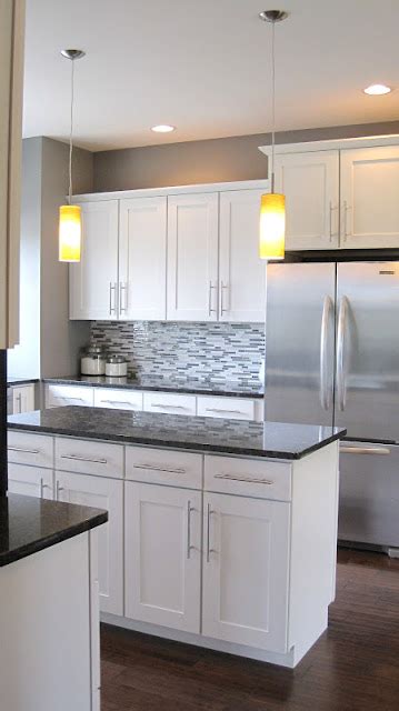 Match or contrast your countertop with. 25+ Dreamy White Kitchens