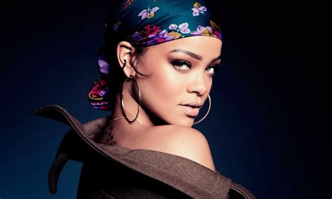 Rihanna Net Worth Richest Female Singers With A 600 Million Tech