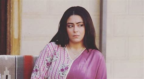 تعاقدت الفنانة الشابة نهى عابدين على تقديم أحد الأدوار الرئيسية فى مسلسل البارون أمام النجم عمرو عبد الجليل، وتأليف أحمد صبحى وإخراج سارة وفيق، المقرر عرضه على شاشة النهار خلال شهر مارس المقبل، خاصة أنه ينتمى لأعمال الـ60. نهى عابدين تمنت العمل مع أحمد زكي وإنفصلت عن زوجها الممثل ...