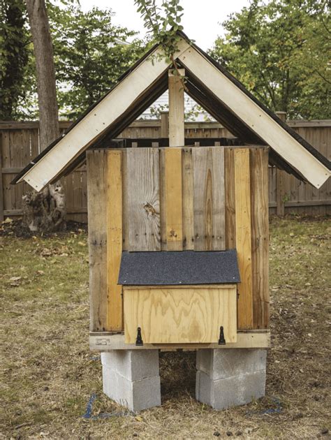These diy chicken plans will help you build an elegant chicken coop in no time. How to Build a Chicken Coop Step by Step With Pictures