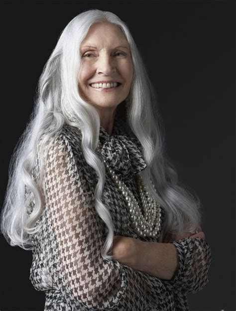 Pin By Delores Ochoa On Women Aged Street Style Long Gray Hair