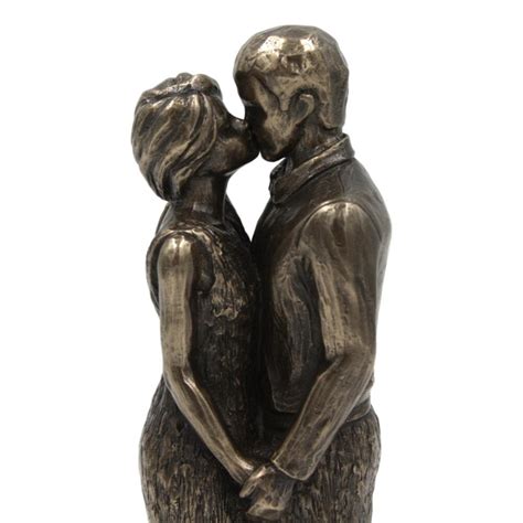 Best Love Romantic Couple Bronze Figurine